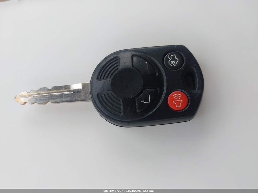 2011 FORD ESCAPE VIN: 1FMCU9DG8BKA78963