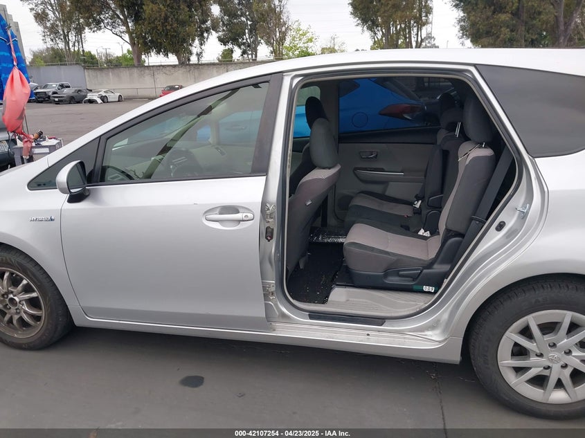 2015 TOYOTA PRIUS V VIN: JTDZN3EU7FJ016950