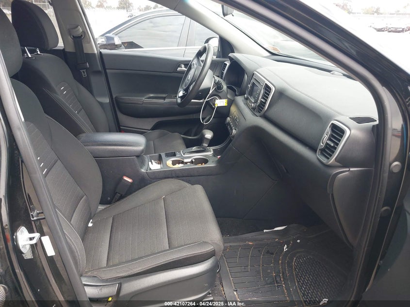 2018 KIA SPORTAGE LX - KNDPM3AC4J7331475