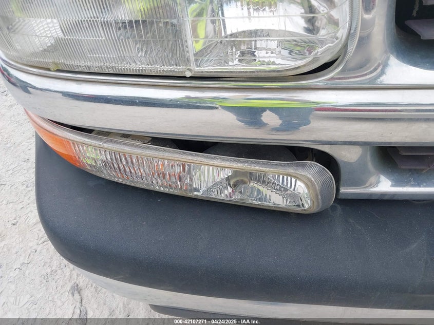 2006 CHEVROLET SUBURBAN VIN: 1GNEC16Z26J178169