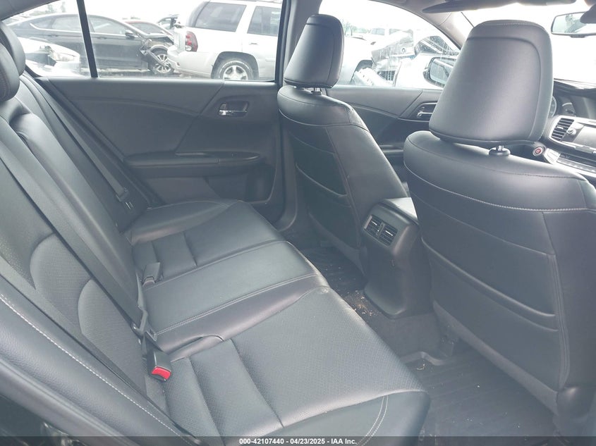 2015 HONDA ACCORD VIN: 1HGCR2F87FA144533
