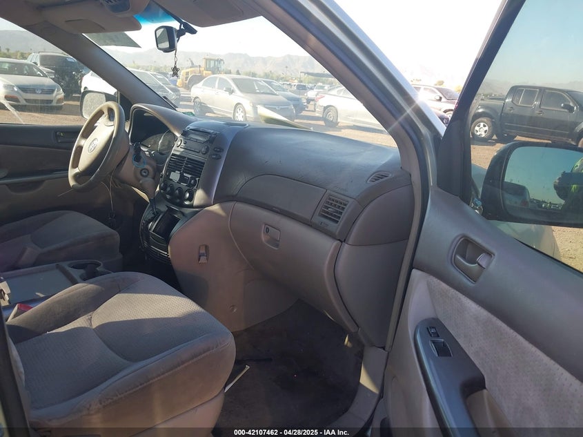 2006 TOYOTA SIENNA VIN: 5TDZA23C76S543941