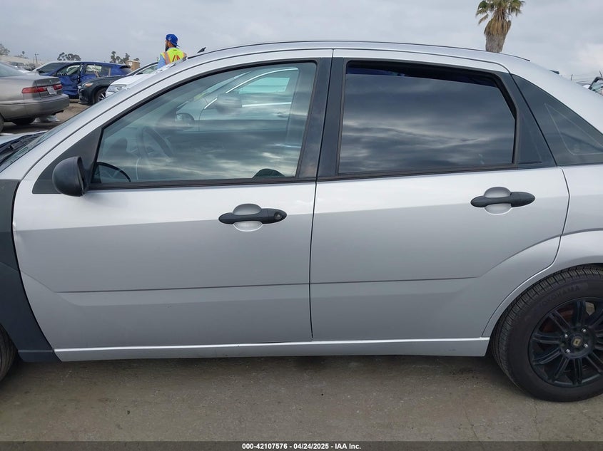 2006 FORD FOCUS VIN: 1FAHP34N46W110194