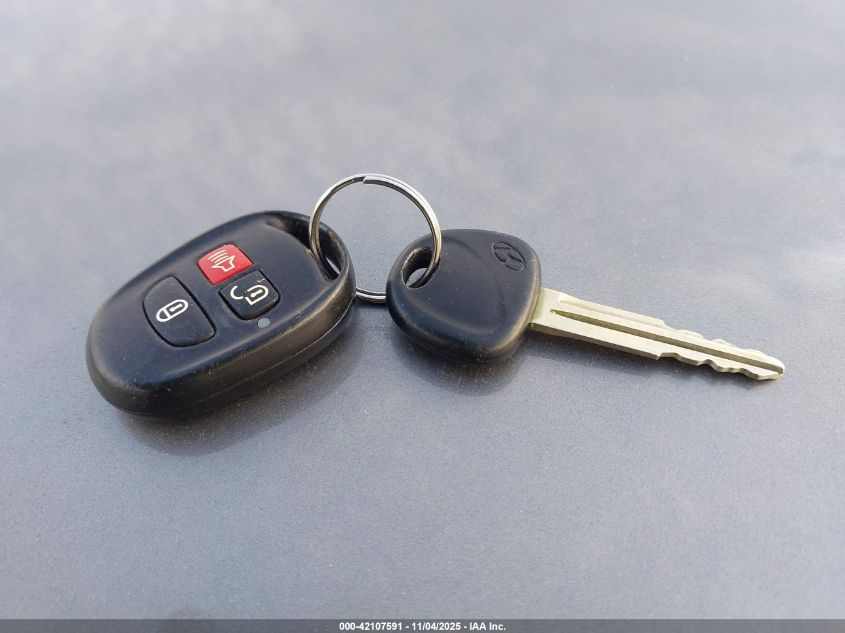 2008 Hyundai Tiburon Gs VIN: KMHHM66D18U264252 Lot: 42107591