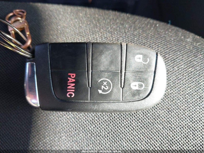 VIN ZACNJBBB8KPK31087 2019 JEEP RENEGADE LATITUDE 4X4