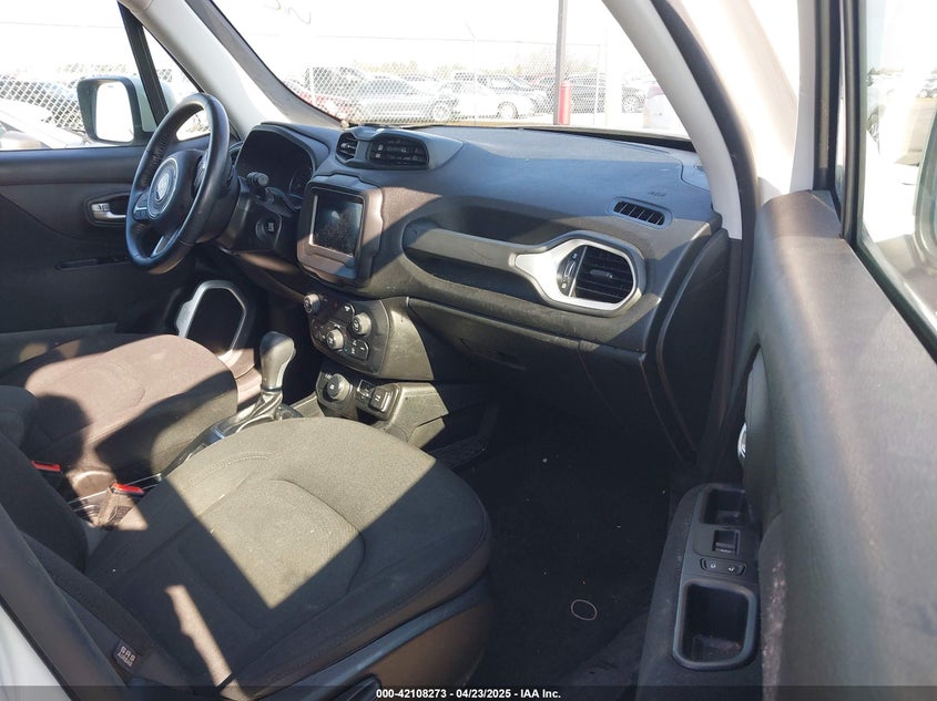VIN ZACNJBBB8KPK31087 2019 JEEP RENEGADE LATITUDE 4X4
