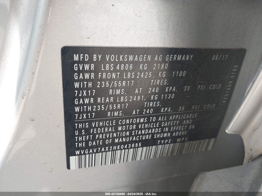 VIN WVGAV7AX2HK043695 2017 VOLKSWAGEN TIGUAN 2.0T/2.0T S