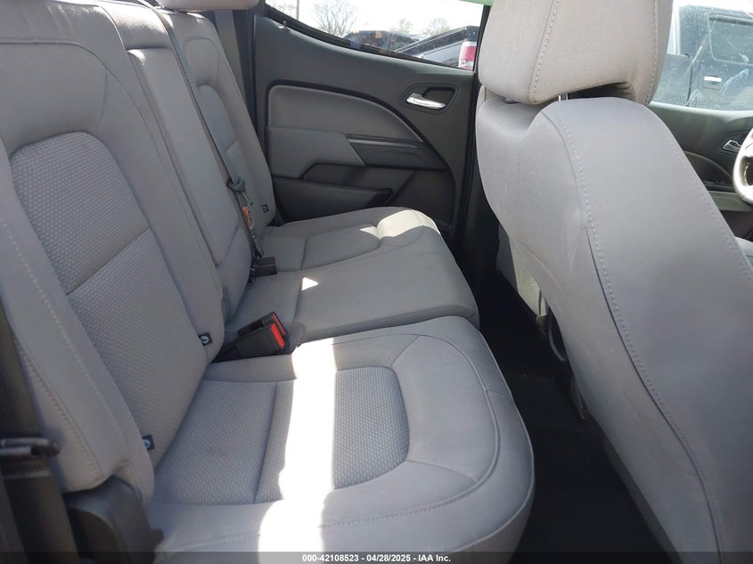 VIN 1GCGTCEN7J1162182 2018 CHEVROLET COLORADO LT