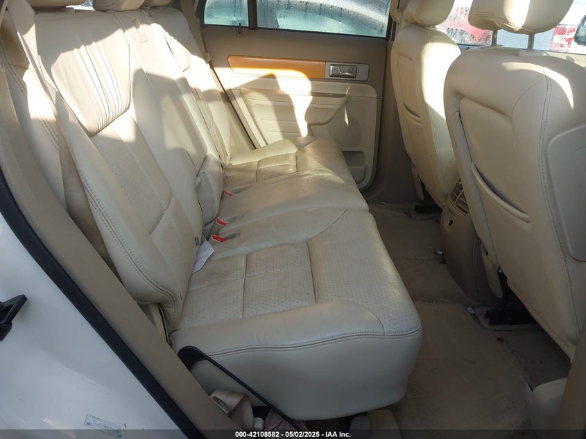 2007 Lincoln Mkx VIN: 2LMDU68C07BJ08456 Lot: 42108582