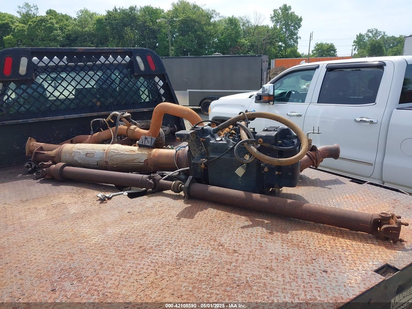 2016 Ford F-350 Chassis Xl VIN: 1FD8W3HT4GEC10157 Lot: 42108590