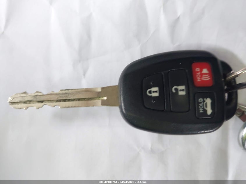 2019 TOYOTA COROLLA VIN: 2T1BURHE3KC233882