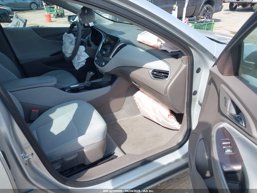 2019 CHEVROLET MALIBU VIN: 1G1ZC5ST7KF184946