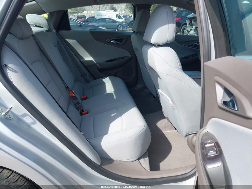 2019 CHEVROLET MALIBU VIN: 1G1ZC5ST7KF184946