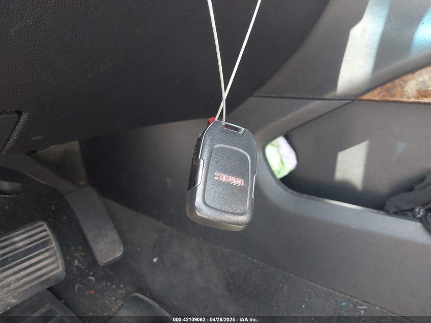 2015 GMC YUKON DENALI - 1GKS2CKJ5FR133579