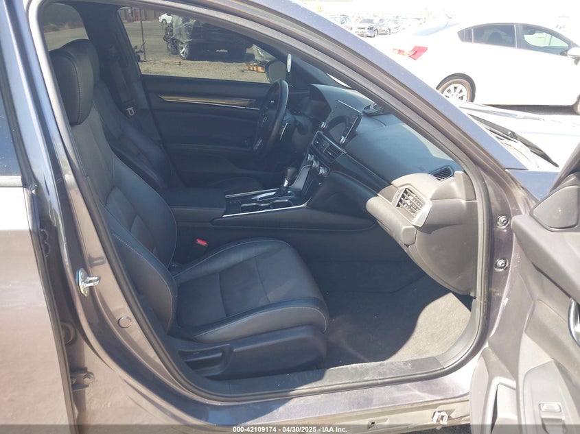 2018 HONDA ACCORD VIN: 1HGCV1F32JA234966