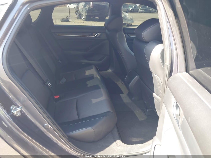 2018 HONDA ACCORD VIN: 1HGCV1F32JA234966