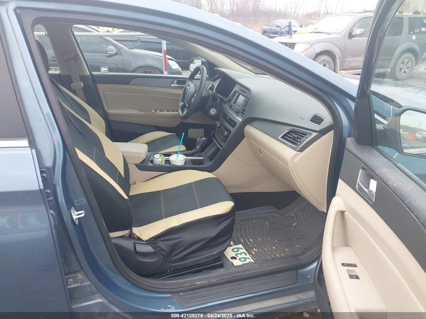 2015 HYUNDAI SONATA VIN: 5NPE24AFXFH179685