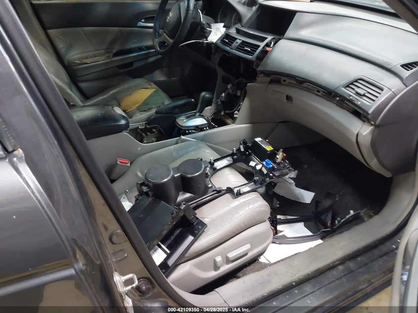 2008 HONDA ACCORD VIN: 1HGCP36888A088309