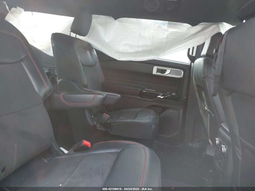 2023 FORD EXPLORER VIN: 1FMSK7KH3PGA99652