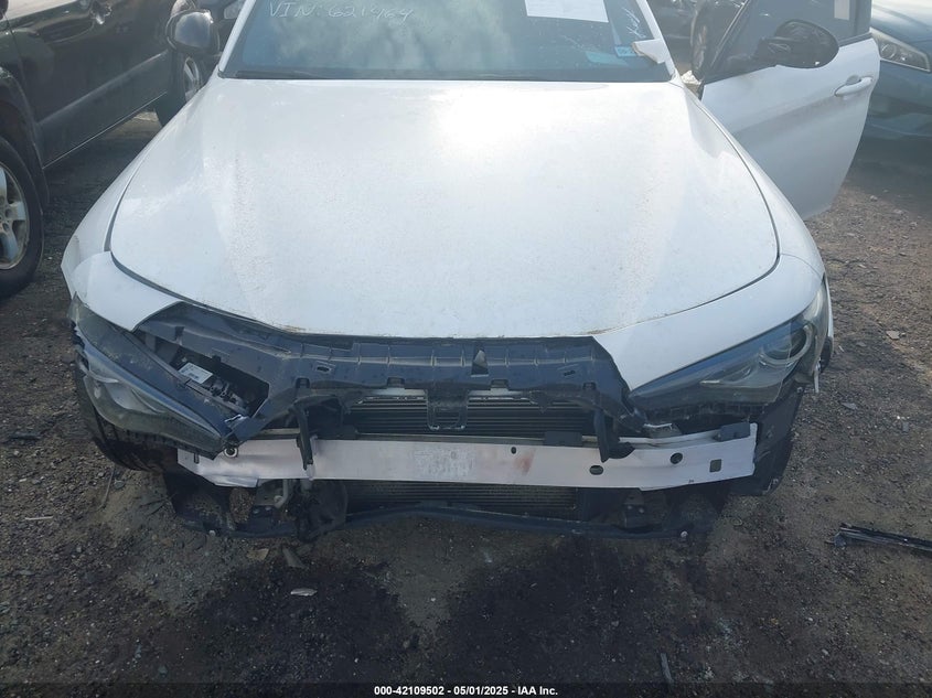 2019 ALFA ROMEO GIULIA VIN: ZARFAMBN1K7621464