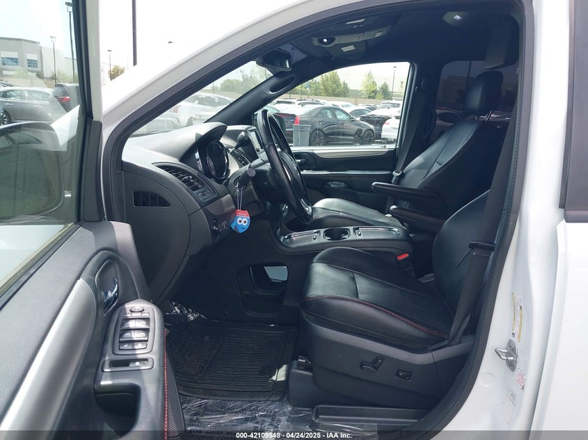 2020 DODGE GRAND CARAVAN VIN: 2C4RDGEG2LR168839