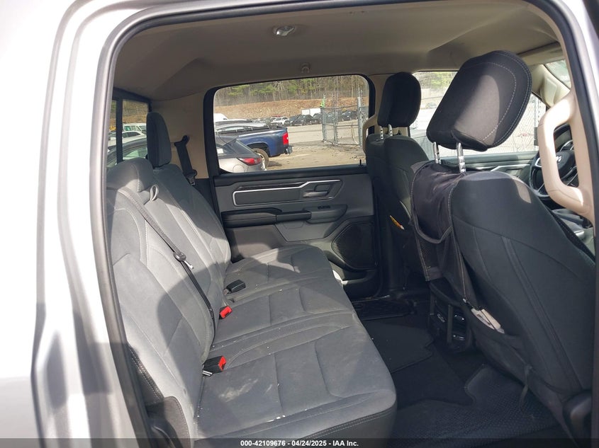 2019 RAM 1500 VIN: 1C6RRFFG2KN696717