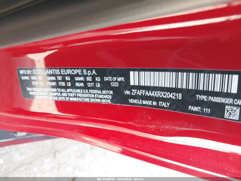 2024 FIAT 500 VIN: ZFAFFAA4XRX204218