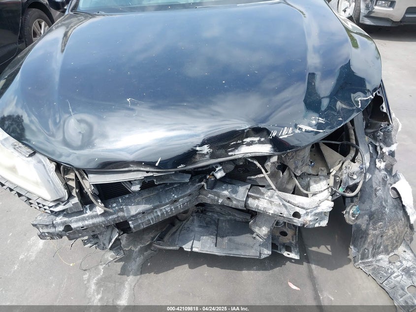 2016 HONDA ACCORD VIN: 1HGCR2F30GA042142