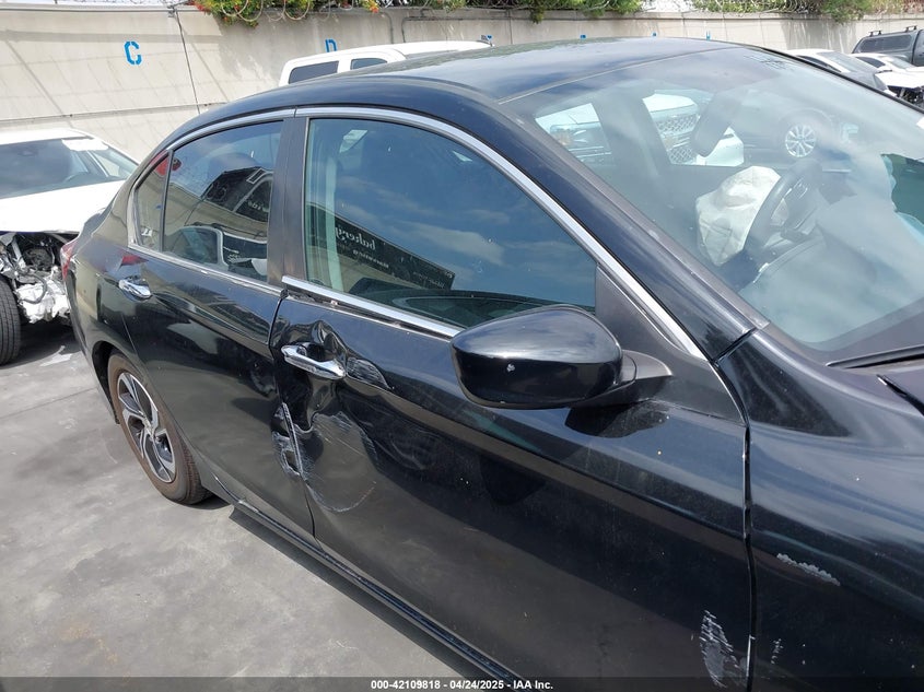 2016 HONDA ACCORD VIN: 1HGCR2F30GA042142