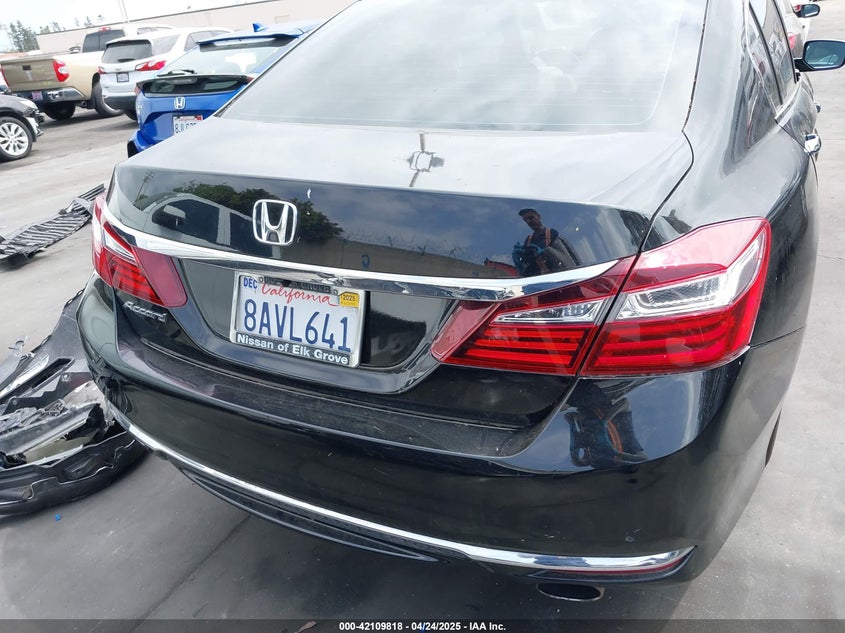 2016 HONDA ACCORD VIN: 1HGCR2F30GA042142