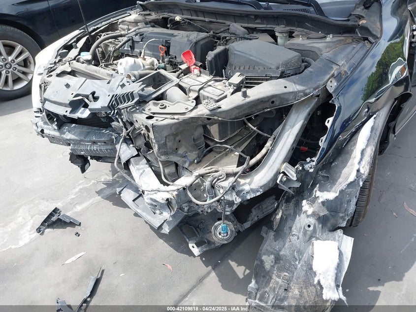 2016 HONDA ACCORD VIN: 1HGCR2F30GA042142