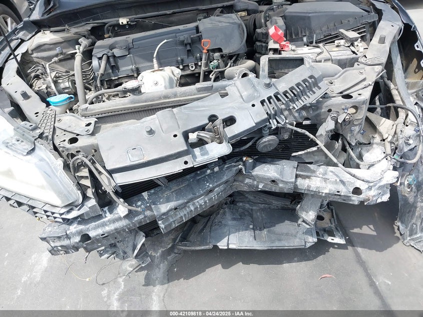 2016 HONDA ACCORD VIN: 1HGCR2F30GA042142