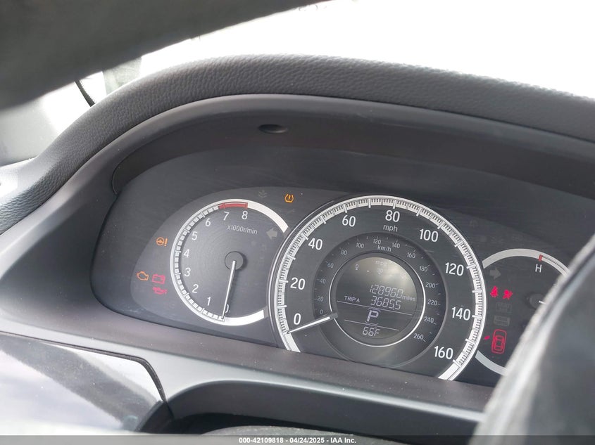 2016 HONDA ACCORD VIN: 1HGCR2F30GA042142