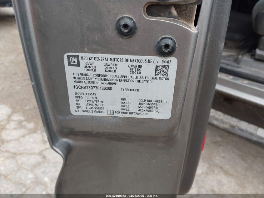 2007 Chevrolet Silverado 2500Hd Classic Lt1 VIN: 1GCHK23D77F130386 Lot: 42109924
