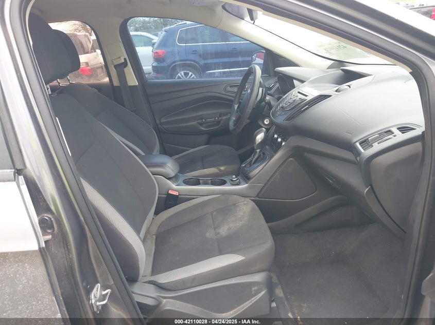 2013 FORD ESCAPE VIN: 1FMCU0F77DUB91738