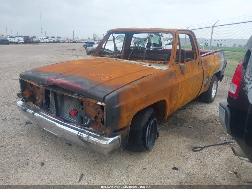 1GTCC14DXES529359 1984 GMC SIERRA photo no. 2