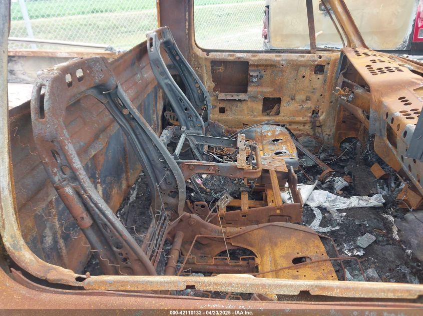 1984 GMC C1500 VIN: 1GTCC14DXES529359 Lot: 42110132