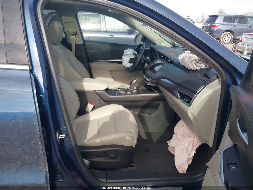 2022 CADILLAC XT4 VIN: 1GYFZBR40NF146348