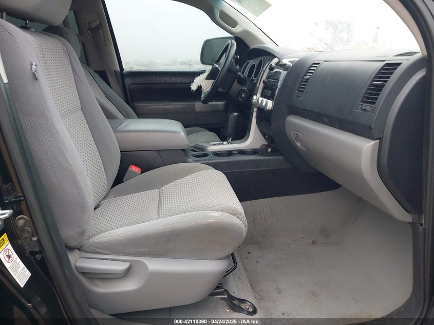 2007 TOYOTA TUNDRA VIN: 5TFRT54137X004897
