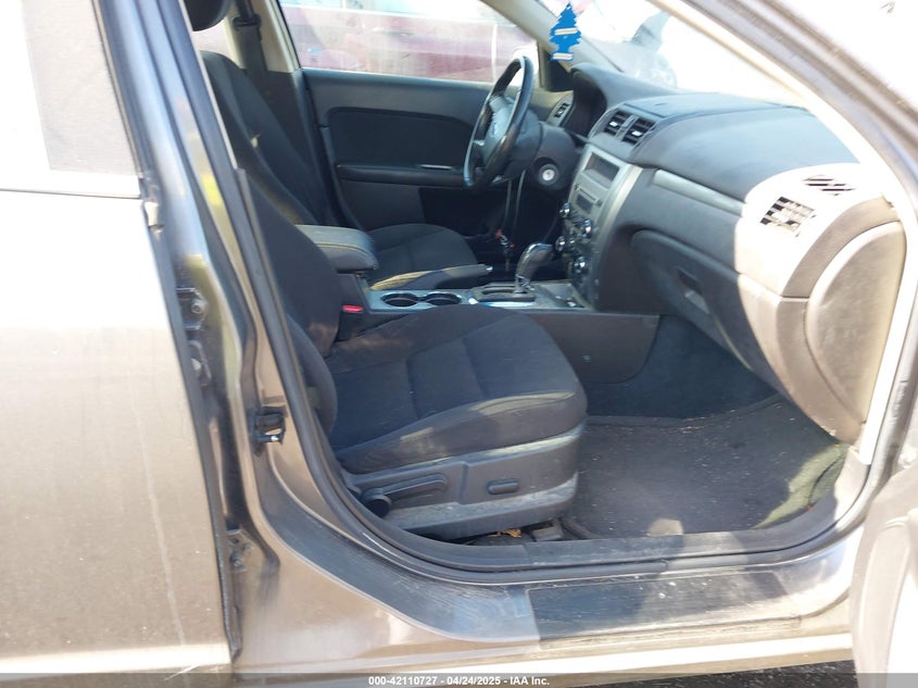 2010 FORD FUSION HYBRID VIN: 3FADP0L30AR376210