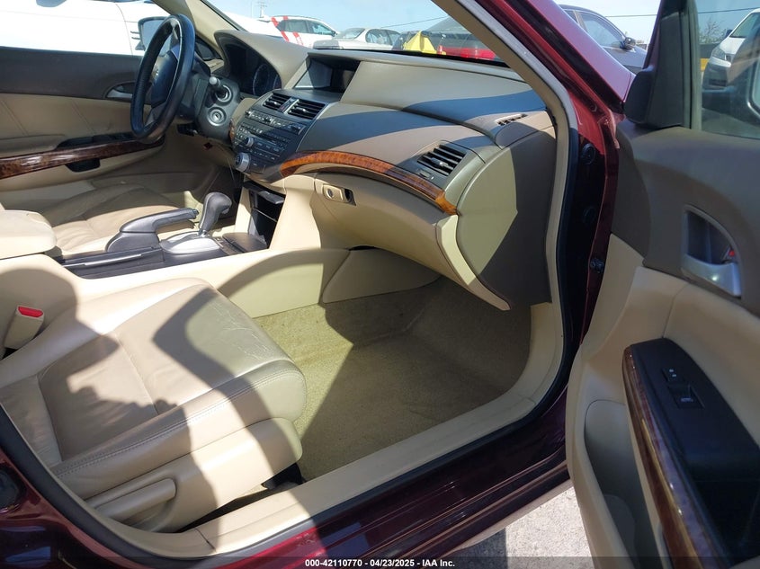 2008 HONDA ACCORD VIN: JHMCP26878C067818