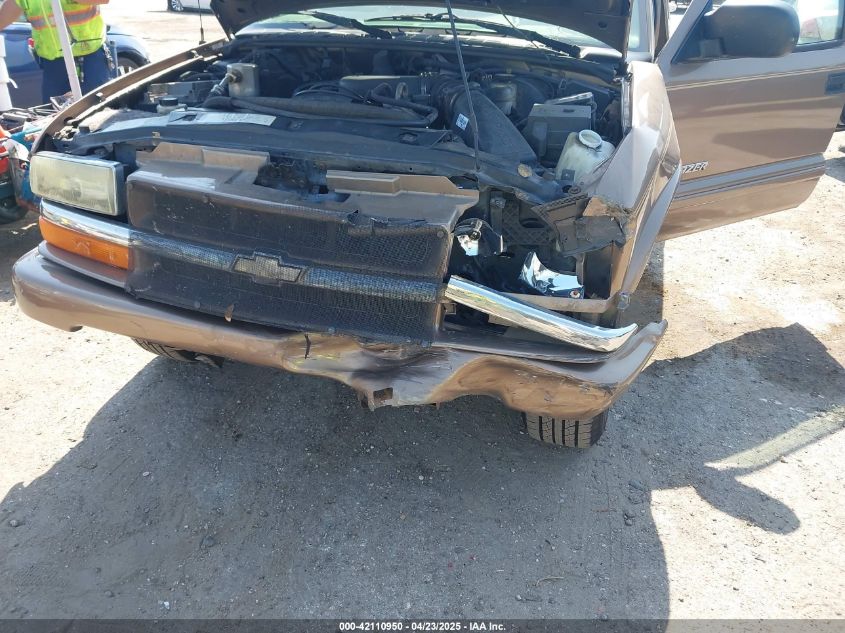 2004 Chevrolet Blazer Ls VIN: 1GNCS13X34K154273 Lot: 42110950