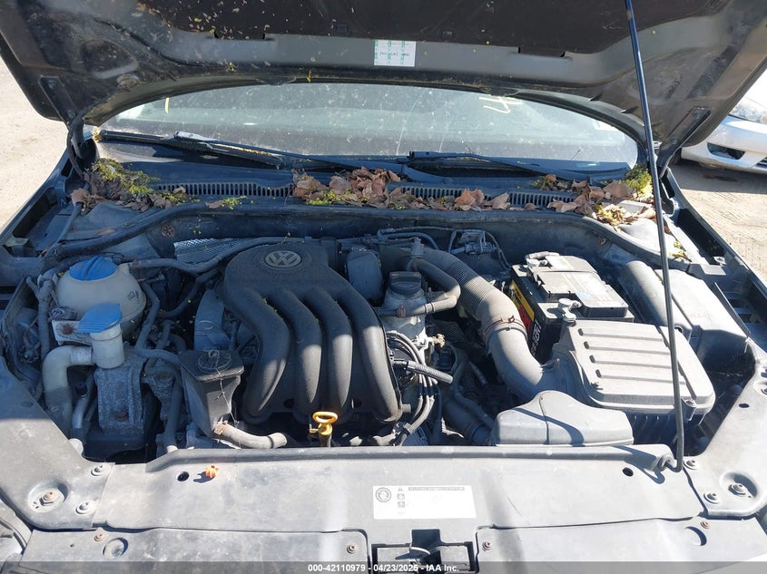 2011 Volkswagen Jetta 2.0L S VIN: 3VW2K7AJ1BM380448 Lot: 42110979