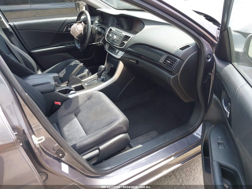 2015 HONDA ACCORD VIN: 1HGCR2F50FA109032