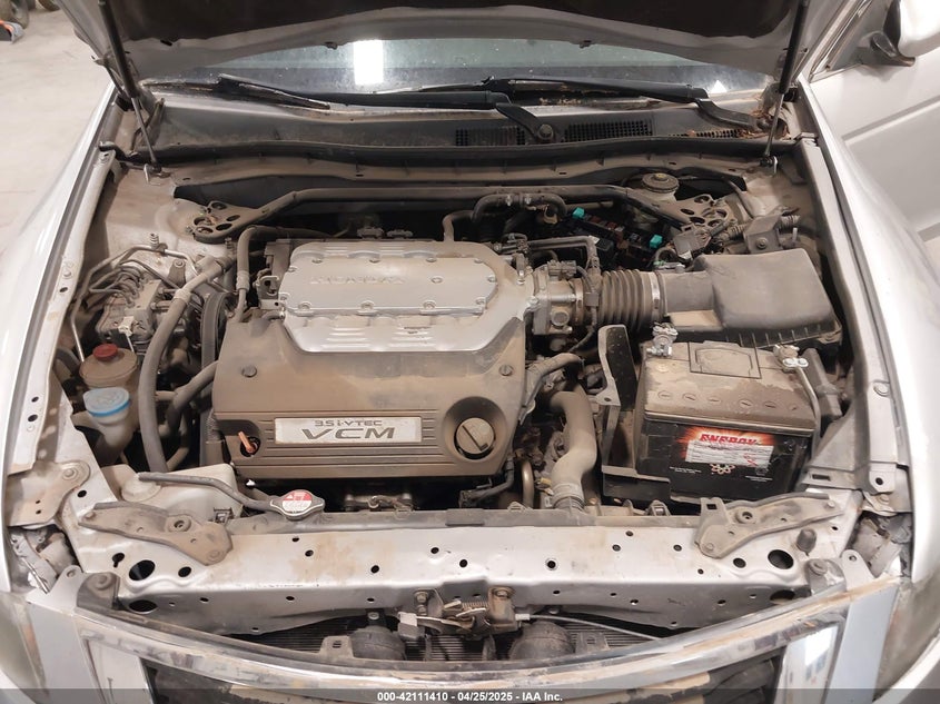 2010 HONDA ACCORD VIN: 1HGCP3F81AA003624