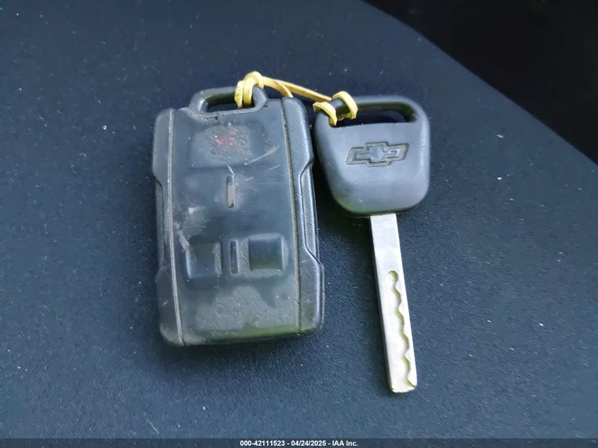 2015 CHEVROLET SILVERADO 1500 1LT - 3GCUKREC9FG118717