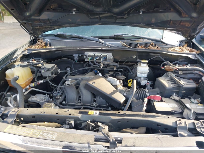 2008 FORD ESCAPE VIN: 1FMCU04118KE48683