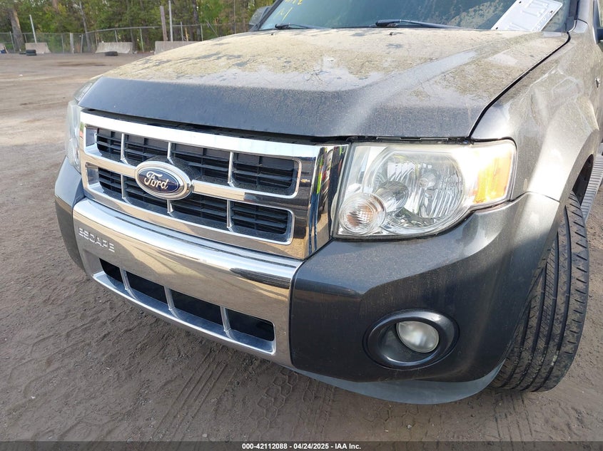 2008 FORD ESCAPE VIN: 1FMCU04118KE48683