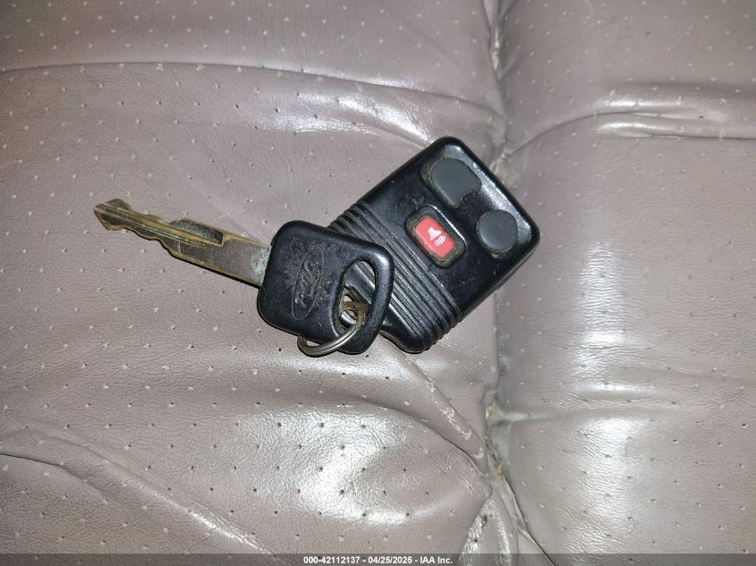 1999 Ford E-150 Commercial/Recreational VIN: 1FDRE14L8XHB48536 Lot: 42112137