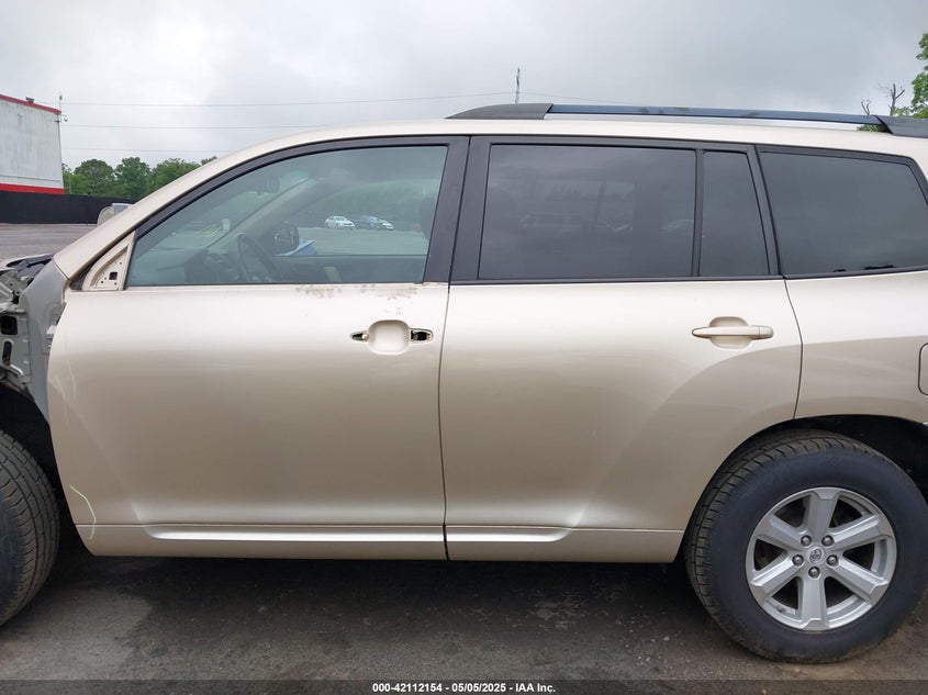 2010 TOYOTA HIGHLANDER VIN: 5TDBK3EH9AS005618